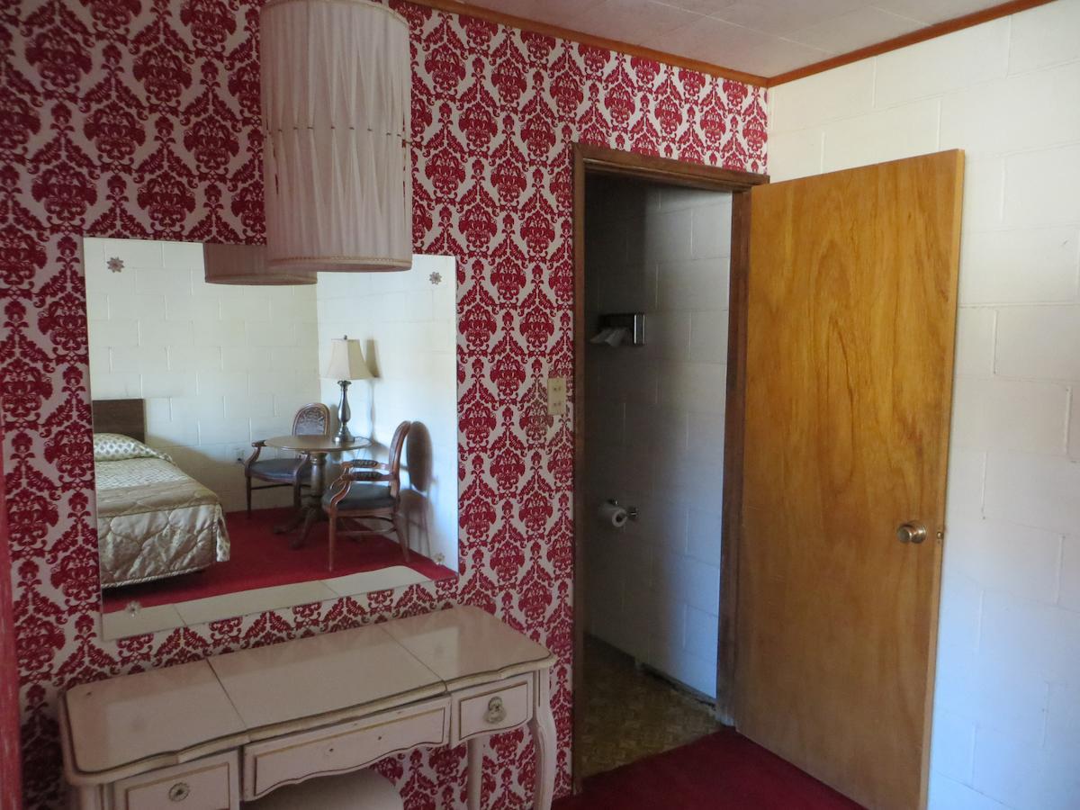 Alamo Inn Motel *